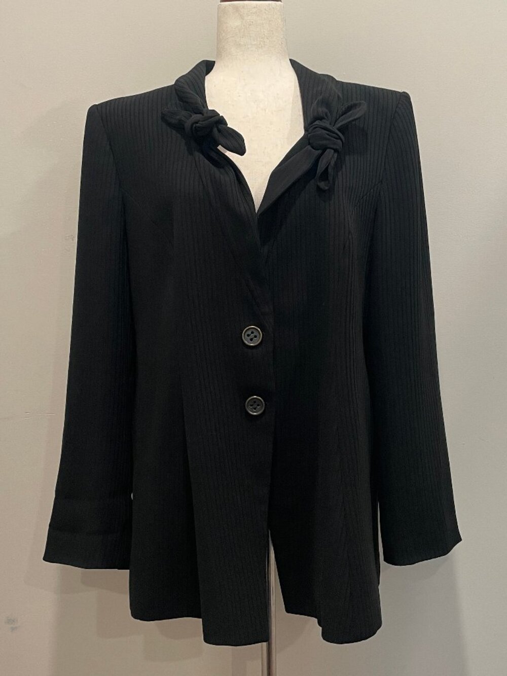 GIORGIO ARMANI Black Pinstripe Blazer with Knot Detailing on the Collar